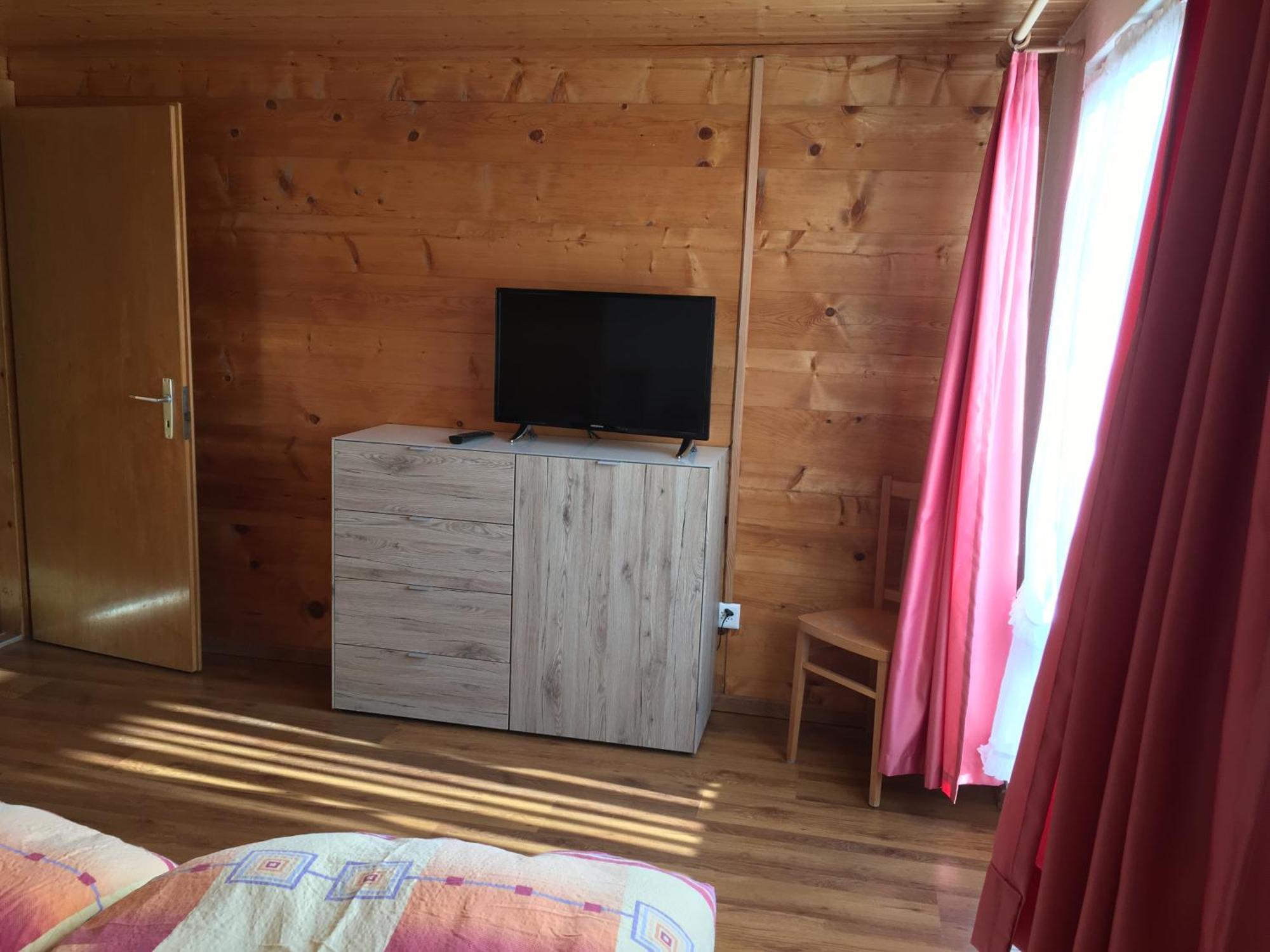 グレヘンHaus Dorfblickアパートメント エクステリア 写真